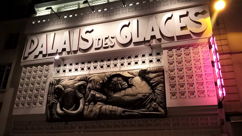 Facciata del Palais des Glaces con Mammut