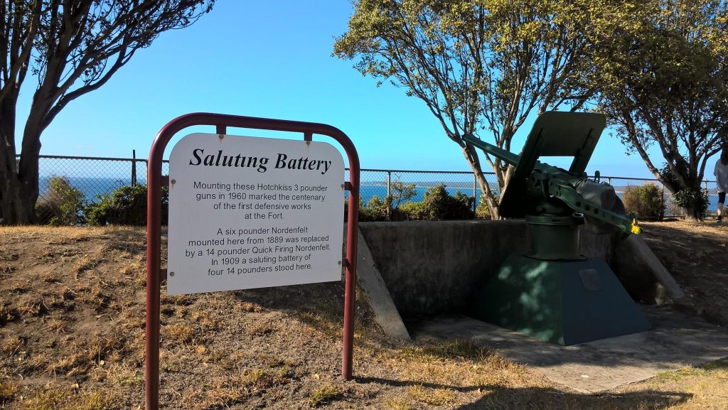 cannone sul mare